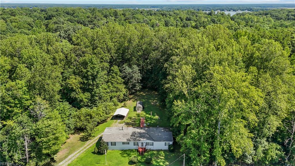 191 River Rd Property Photo 39