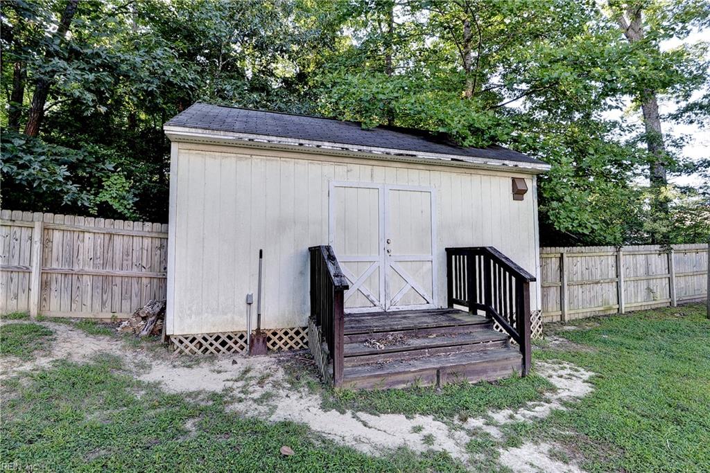 7473 Fairway Ridge Dr Property Photo 24