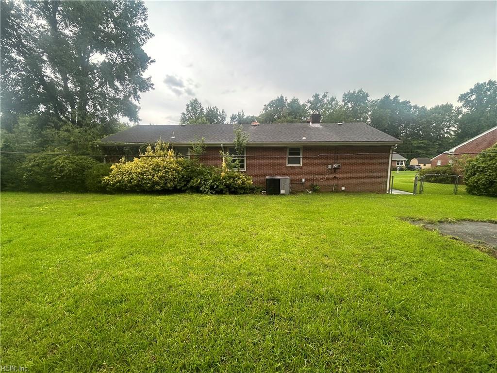 4024 Oak Dr Property Photo 6