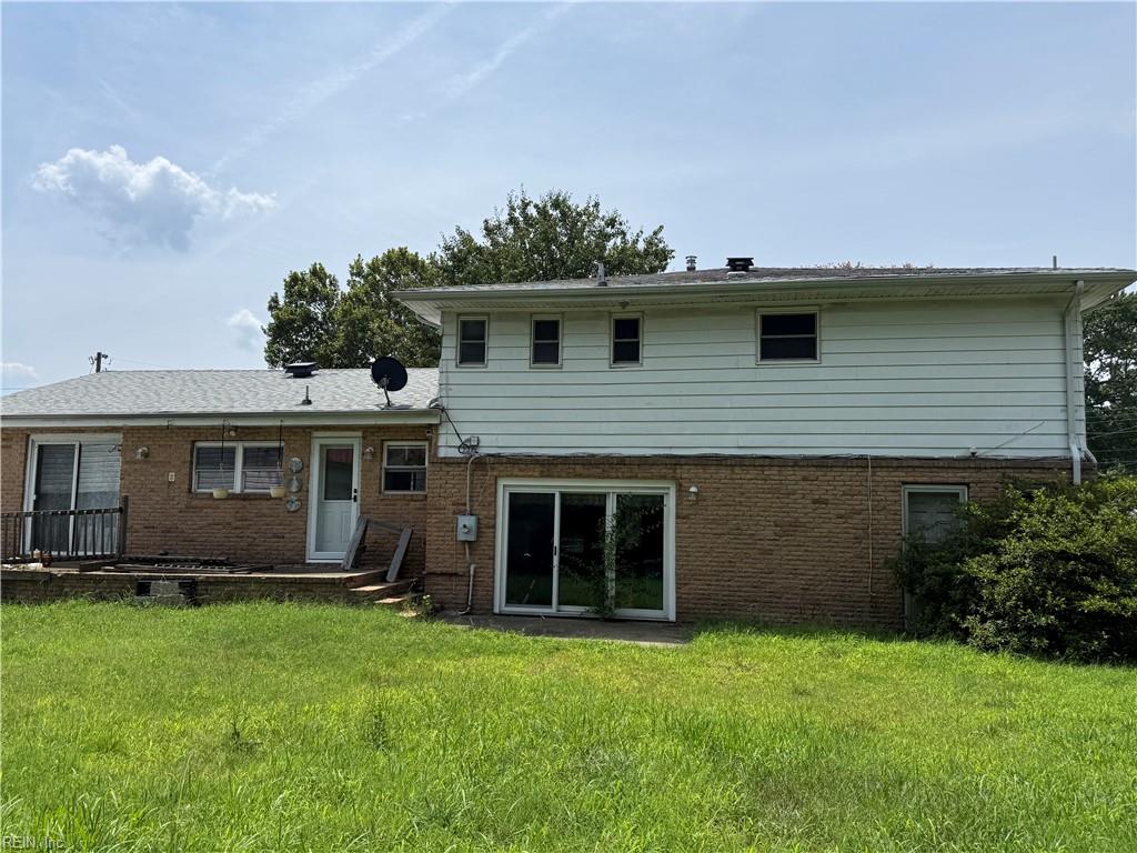 648 Hemlock Ave Property Photo 9