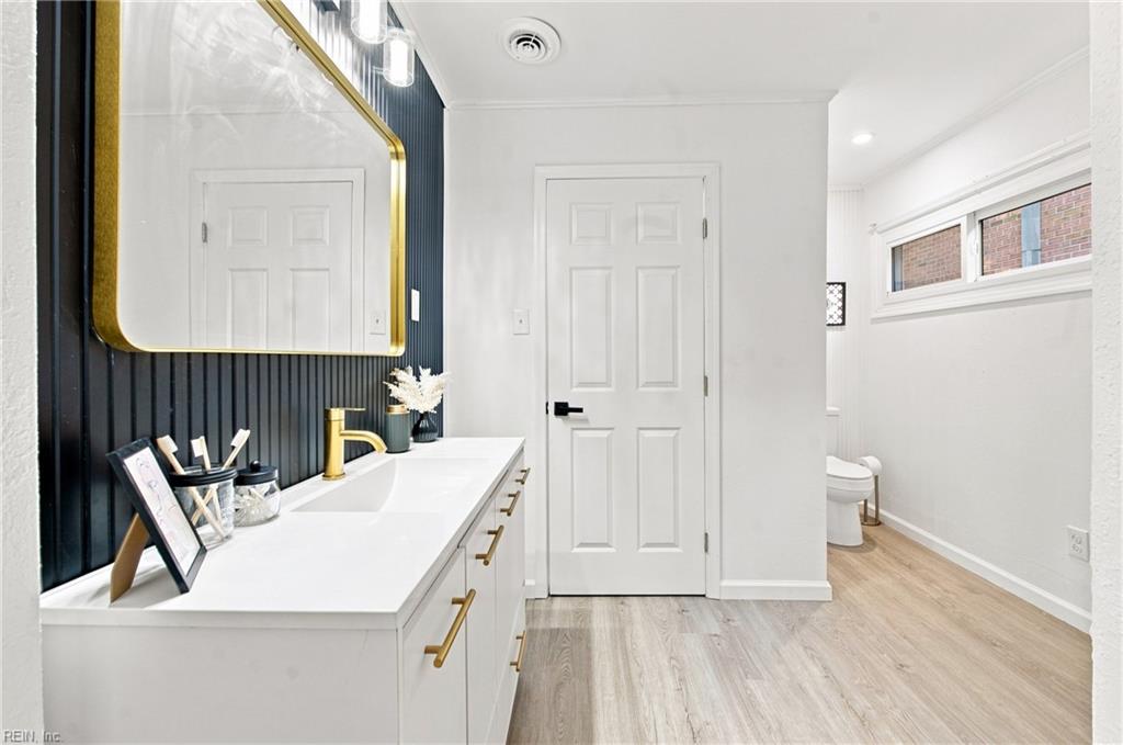 4111 Williamson St Property Photo 27