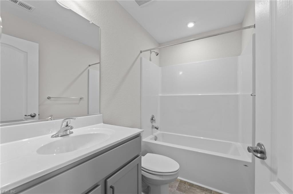 204 Freeman Dr Property Photo 13