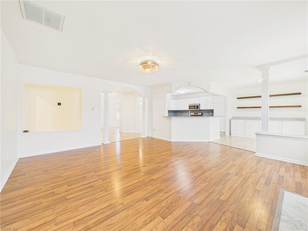 2536 Seven Kings Rd Property Photo 14