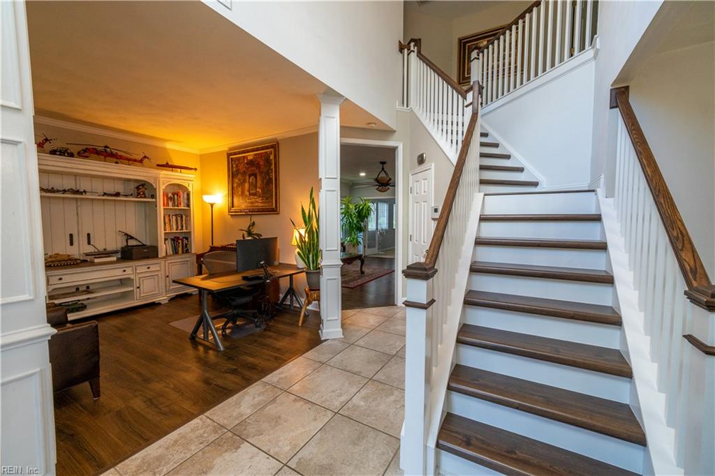 1841 Laurel Oak Ln Property Photo 4