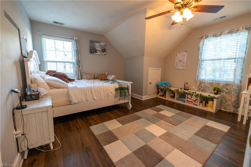 1841 Laurel Oak Ln Property Photo 27