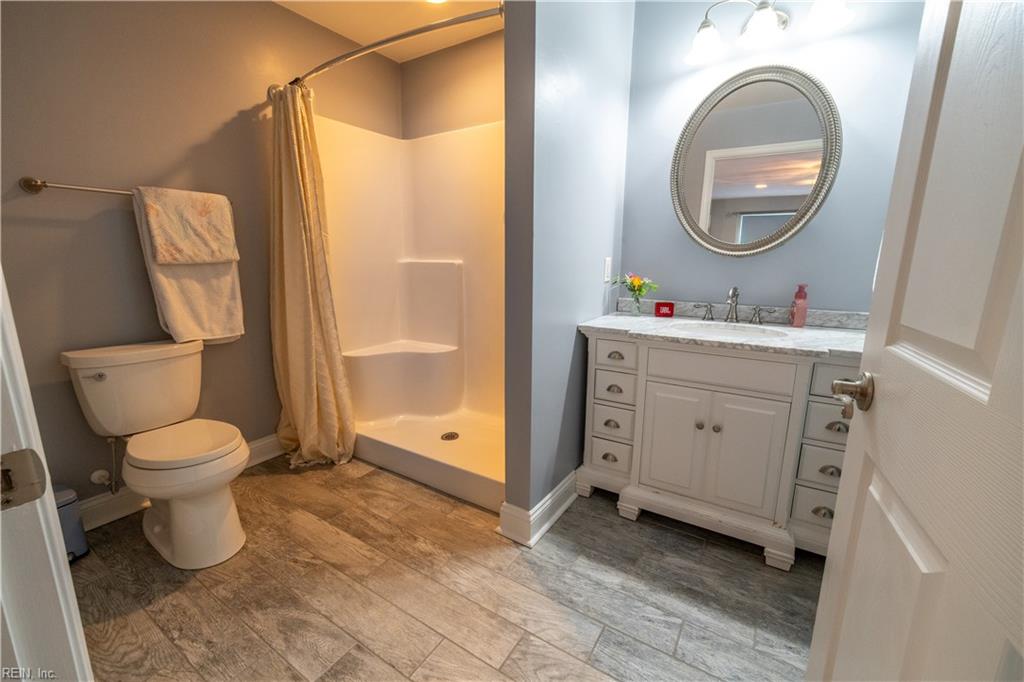 1841 Laurel Oak Ln Property Photo 29