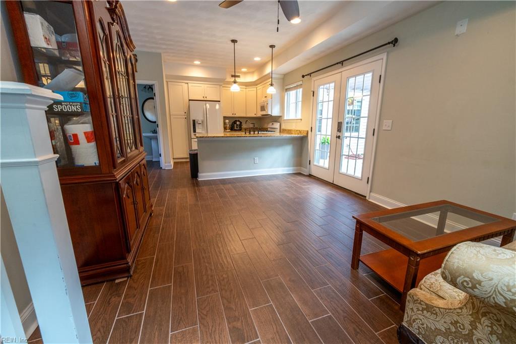 1841 Laurel Oak Ln Property Photo 31