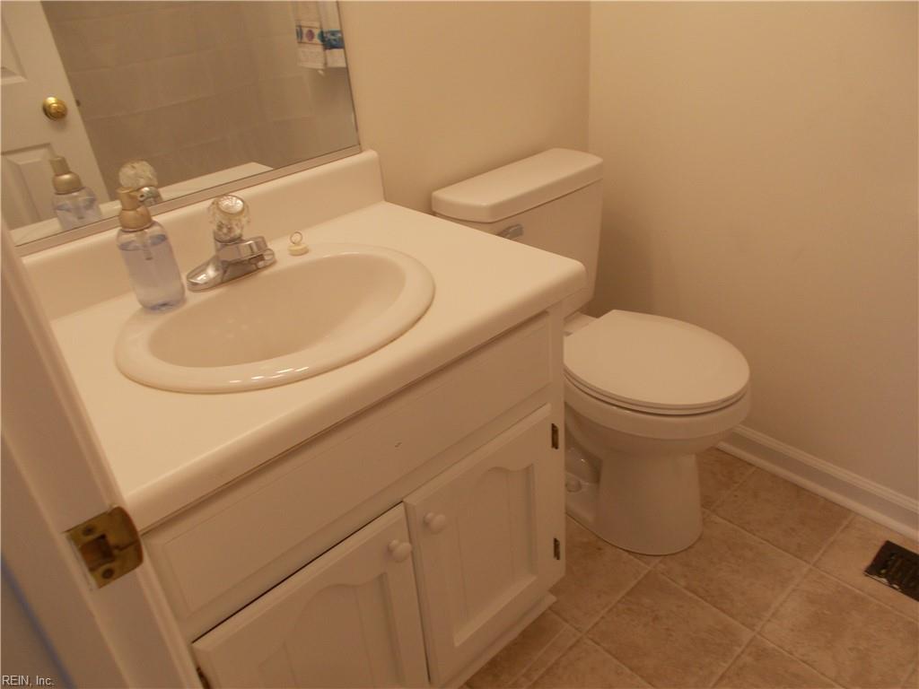 3952 Long Point Blvd Property Photo 4