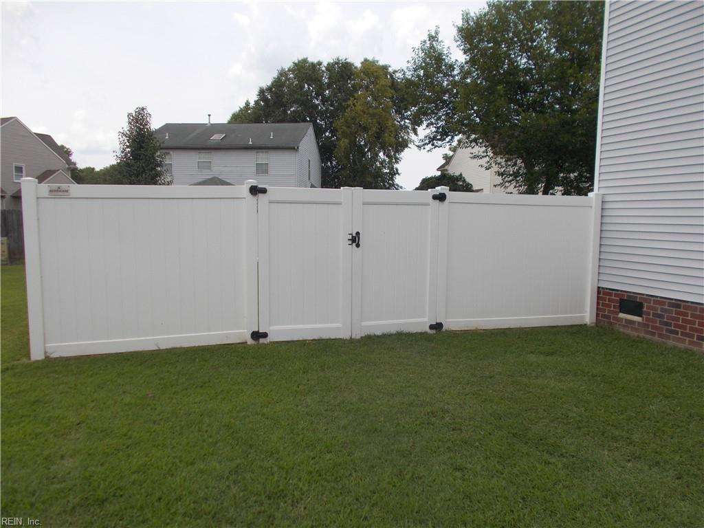 3952 Long Point Blvd Property Photo 38