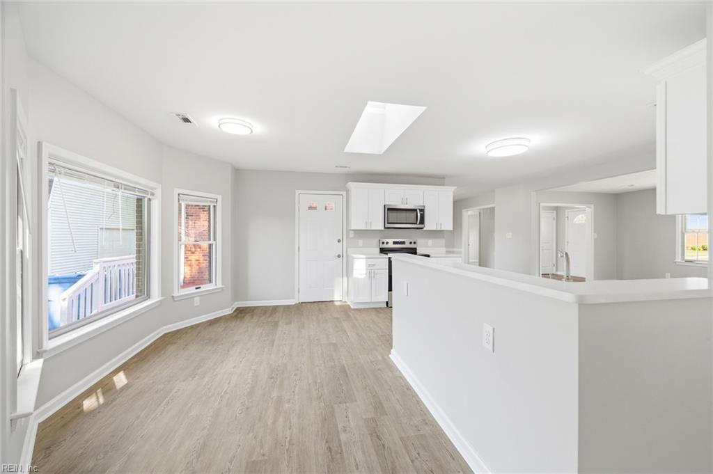 357 Dexter E St Property Photo 18