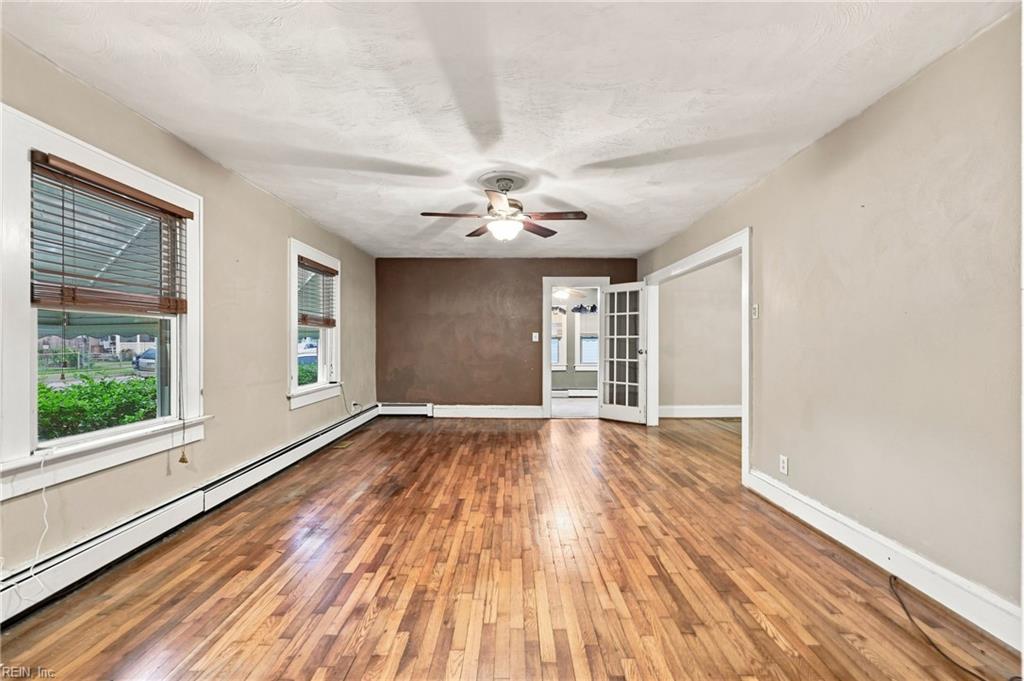 4701 Pinehurst Ave Property Photo 10