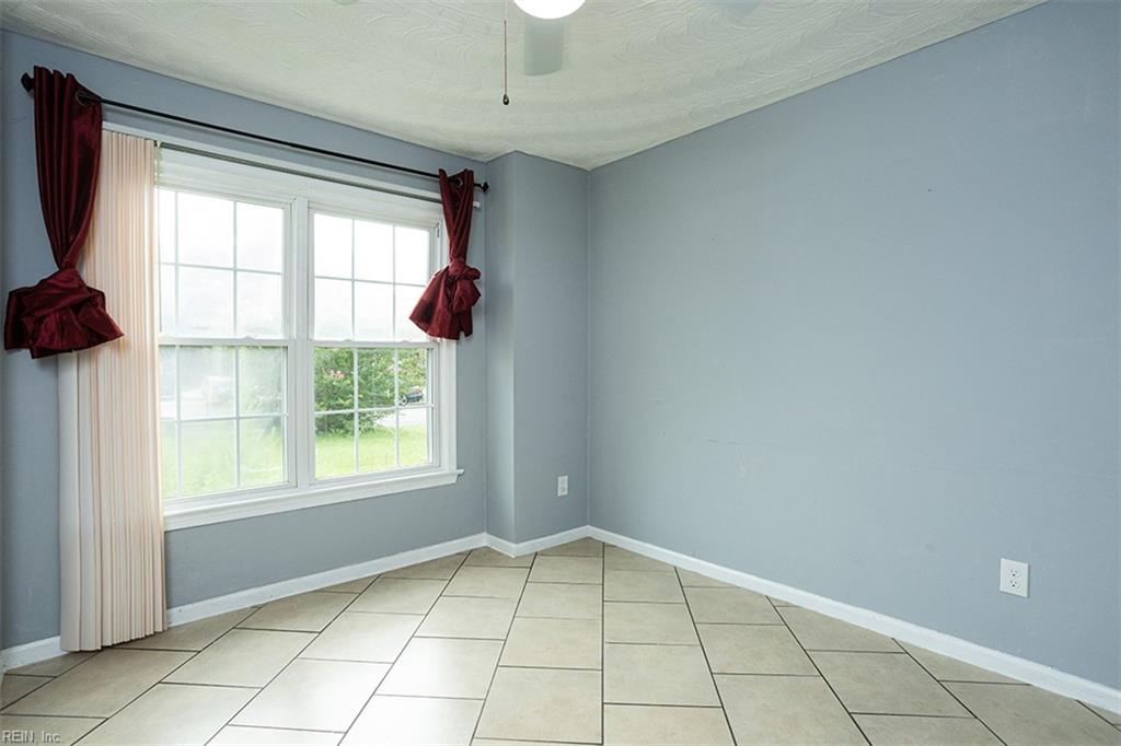 2009 Drumheller Ct Property Photo 31