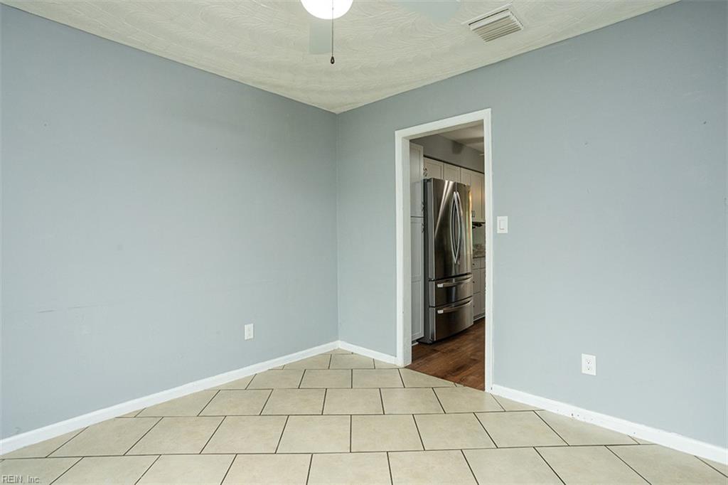 2009 Drumheller Ct Property Photo 32