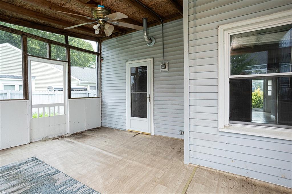 2009 Drumheller Ct Property Photo 40