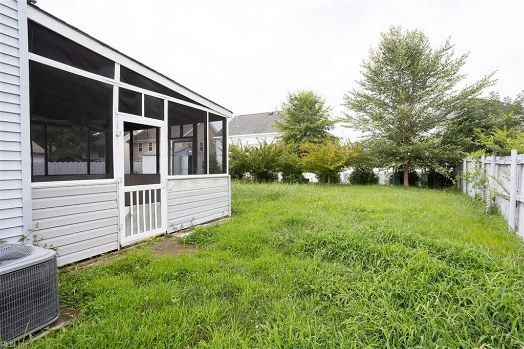 2009 Drumheller Ct Property Photo 41