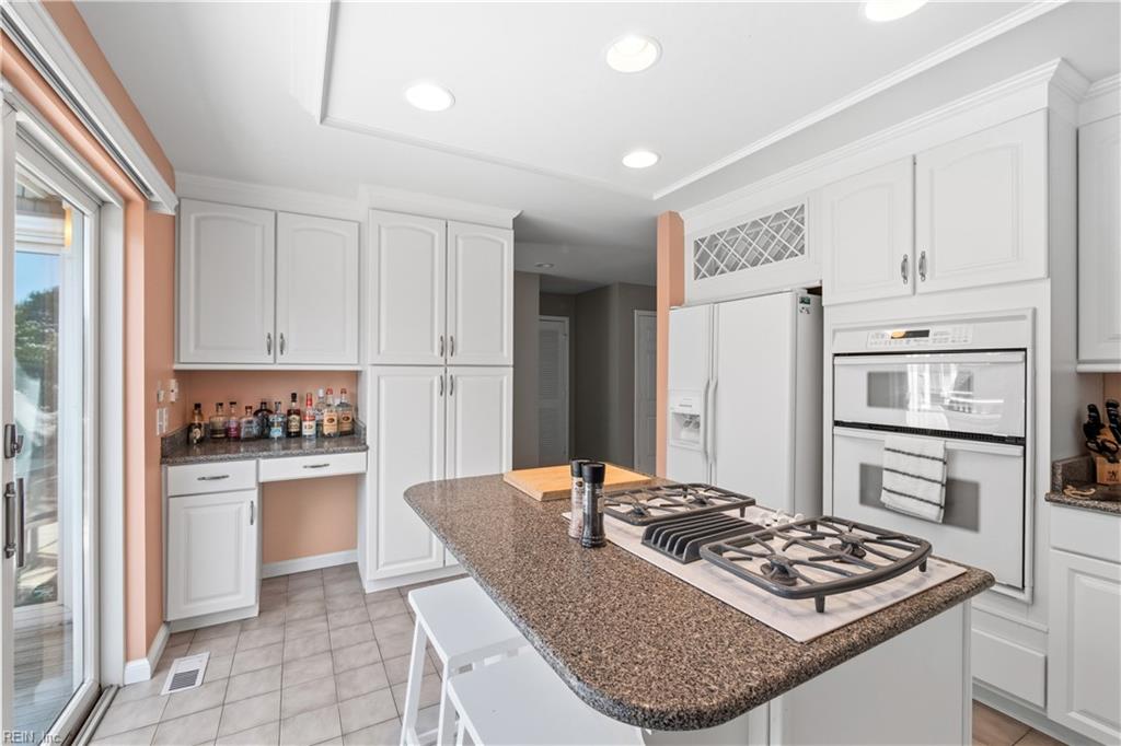 117 83rd St Property Photo 14