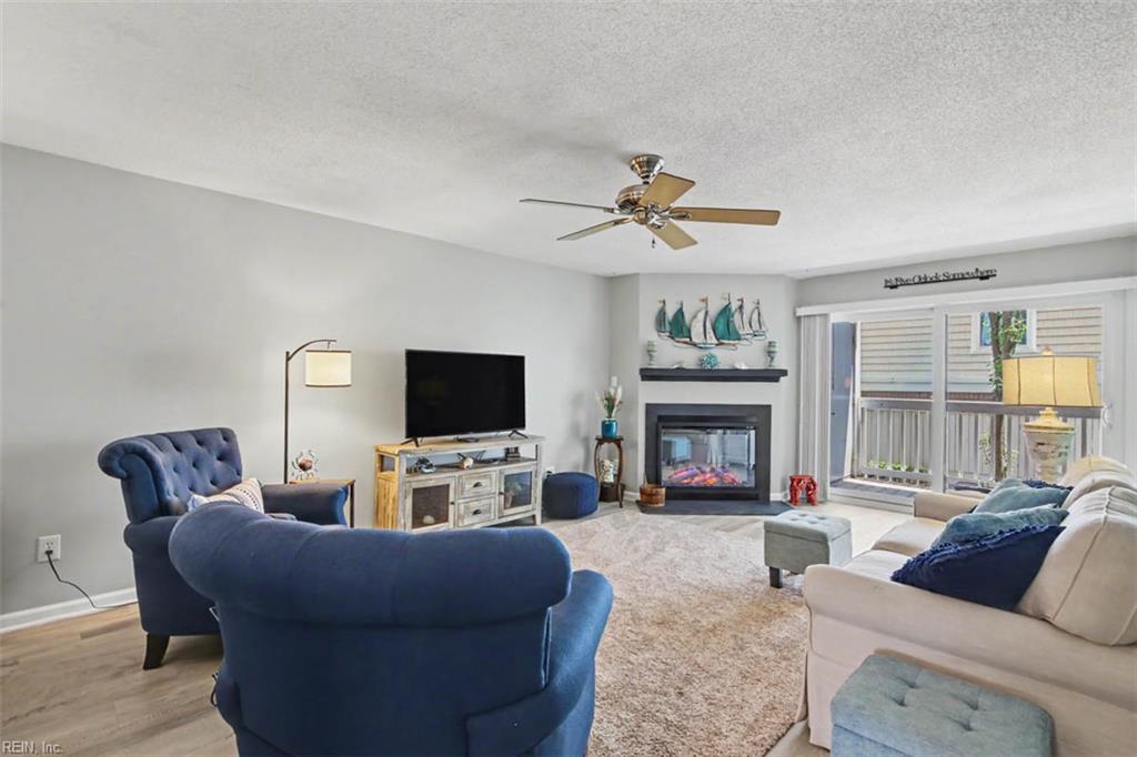 2325 Sea Shell Rd Property Photo 5