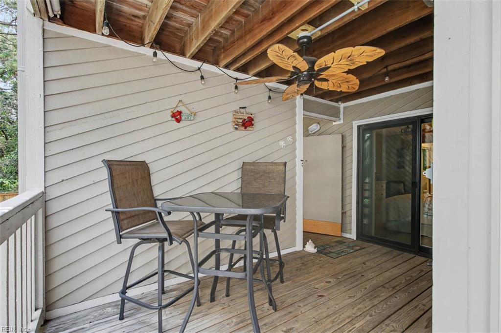 2325 Sea Shell Rd Property Photo 17