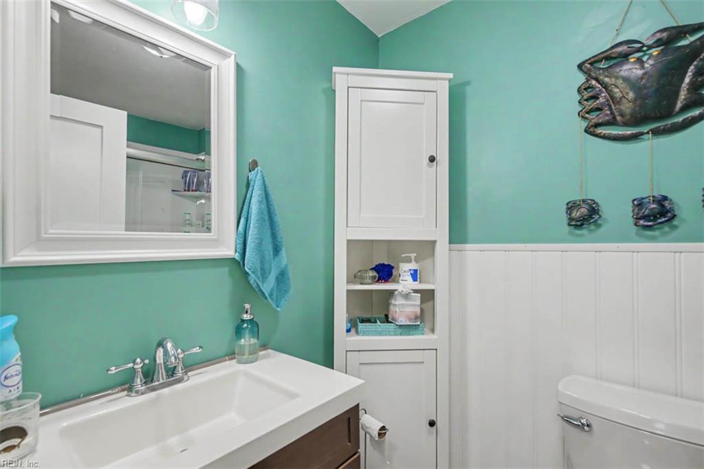 2325 Sea Shell Rd Property Photo 23