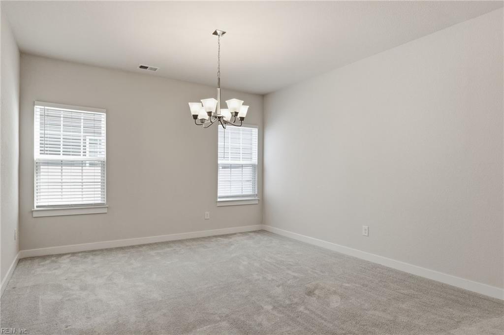 207 Terrywood Dr Property Photo 8
