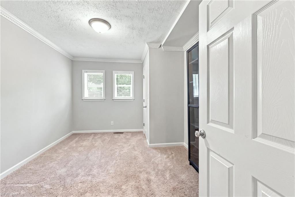 40 Denbigh Blvd Property Photo 20