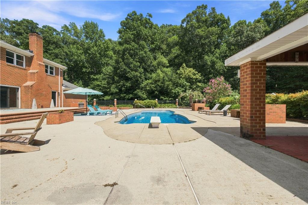 4133 West Neck Rd Property Photo 44