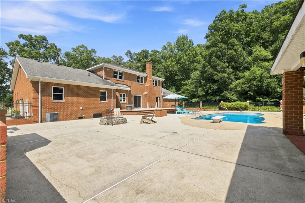4133 West Neck Rd Property Photo 45