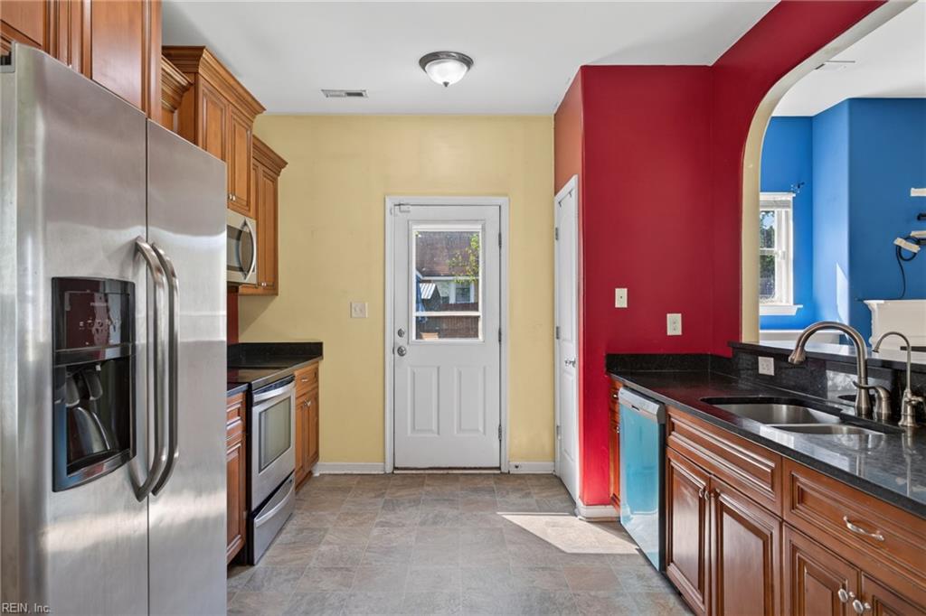 4016 3rd Street St Property Photo 5