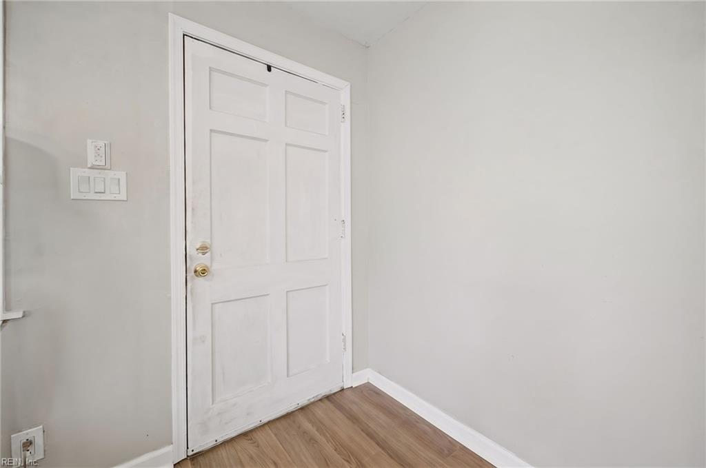 833 Tifton St Property Photo 7