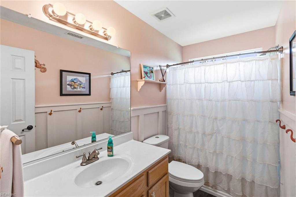 104 Waterway Ct Property Photo 18