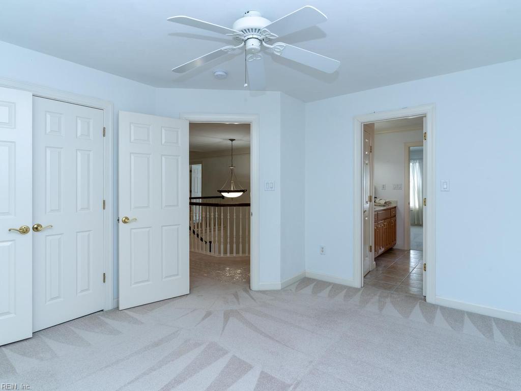 138 Greengable Way Property Photo 25