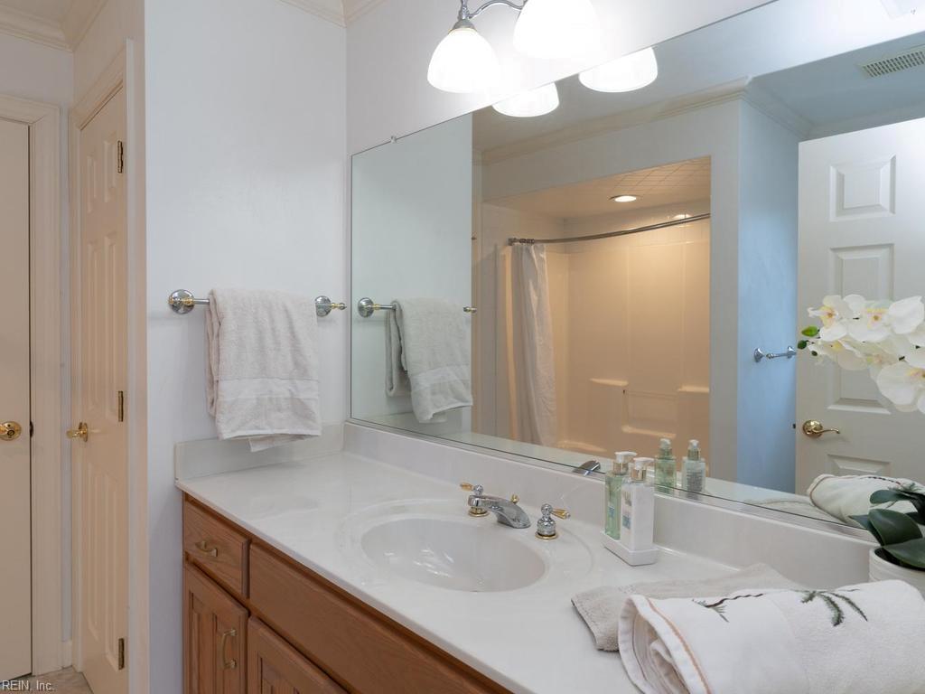 138 Greengable Way Property Photo 27