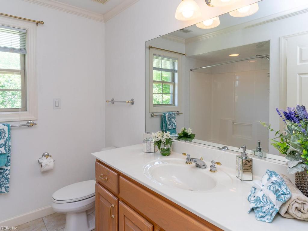 138 Greengable Way Property Photo 33