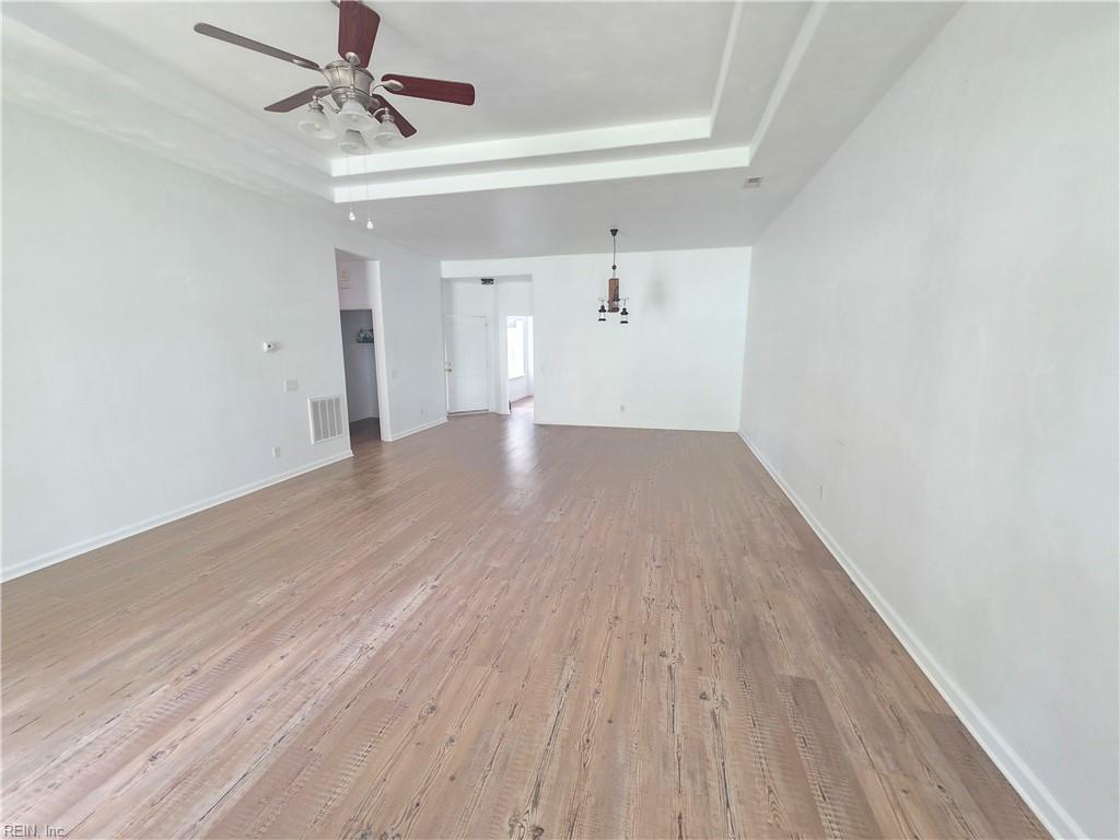 102 Lands End Ln Property Photo 7