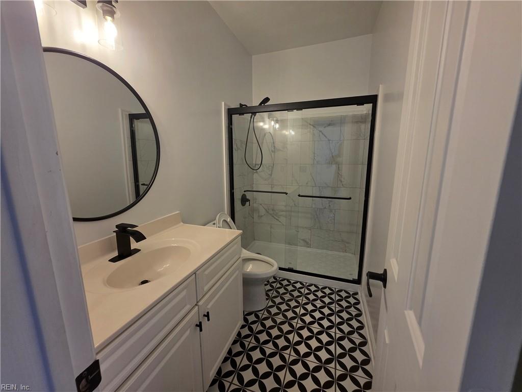 102 Lands End Ln Property Photo 12