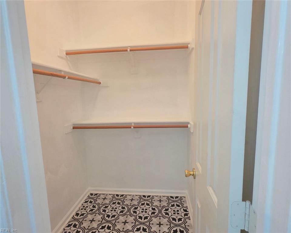 102 Lands End Ln Property Photo 23