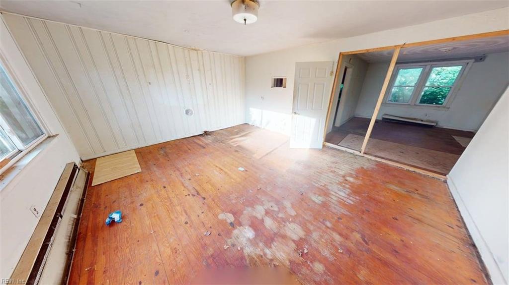 5031 Indian River Rd Property Photo 3