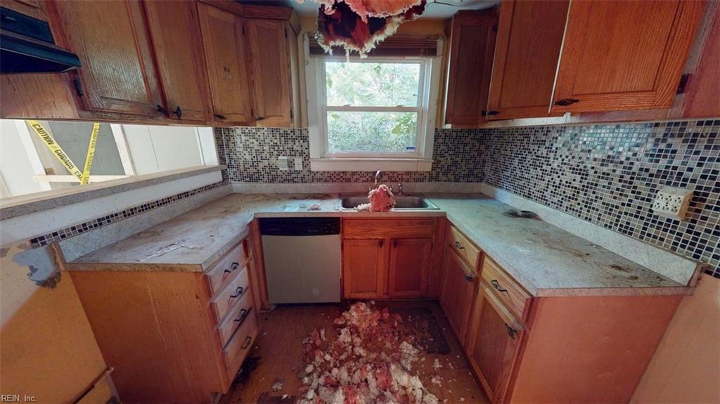 5031 Indian River Rd Property Photo 10