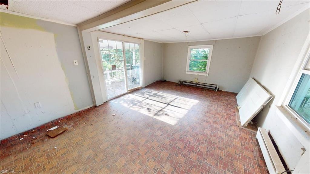 5031 Indian River Rd Property Photo 14