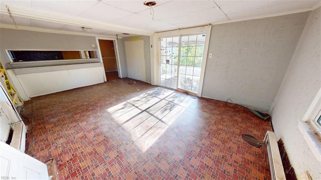 5031 Indian River Rd Property Photo 15