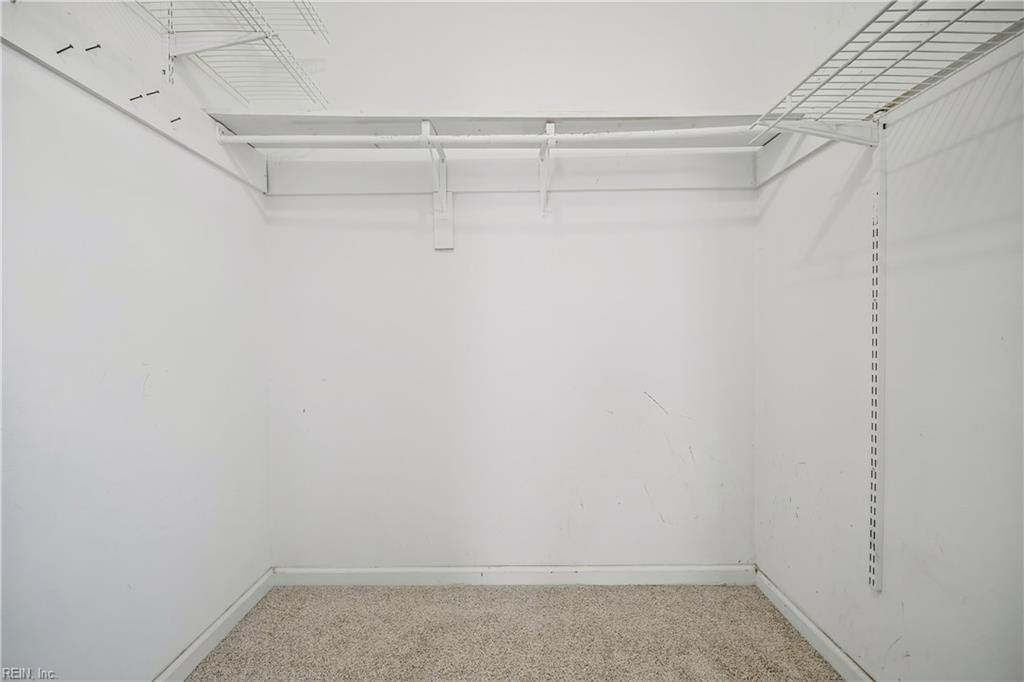 916 Hatton St Property Photo 19
