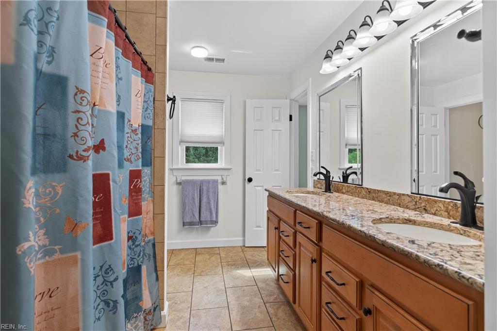 4613 Dorchester Ln Property Photo 17