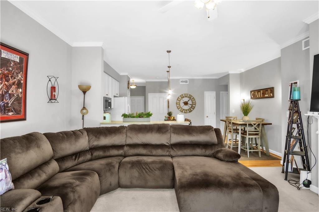 230 Nat Turner Blvd Property Photo 12