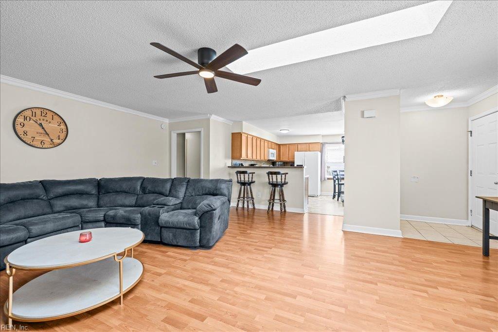 1904 Lapis Ln Property Photo 8