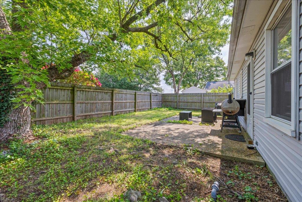 1904 Lapis Ln Property Photo 24
