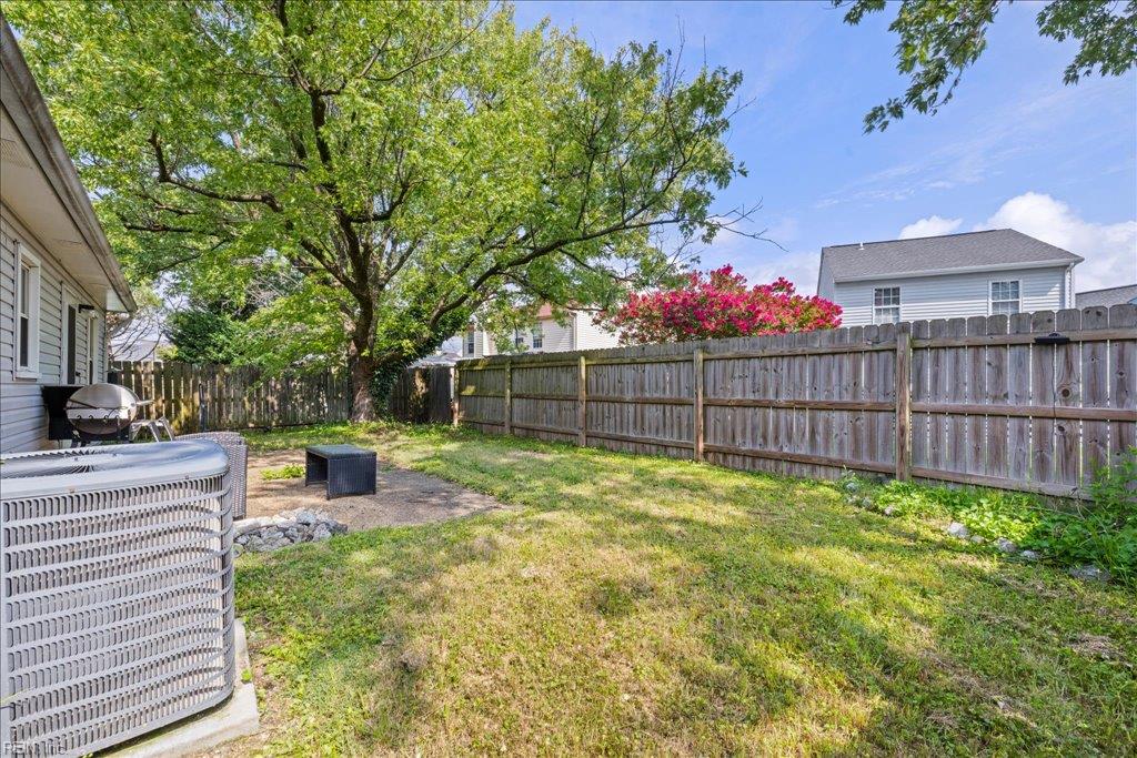 1904 Lapis Ln Property Photo 25