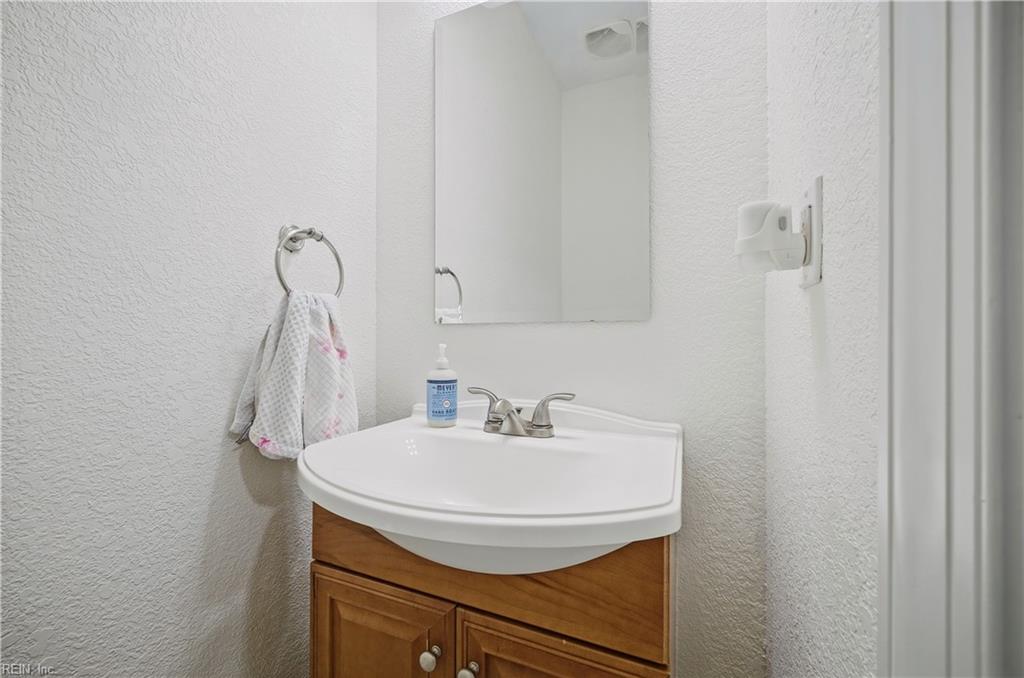 312 Sawmill Arch Property Photo 12
