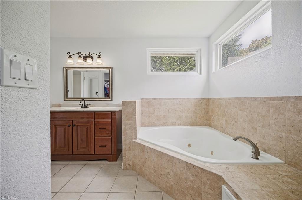 312 Sawmill Arch Property Photo 33