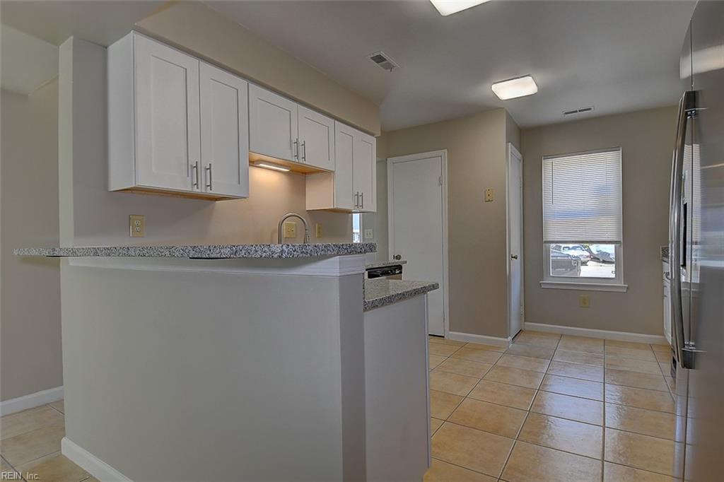 657 Aubrey Dr Property Photo 4