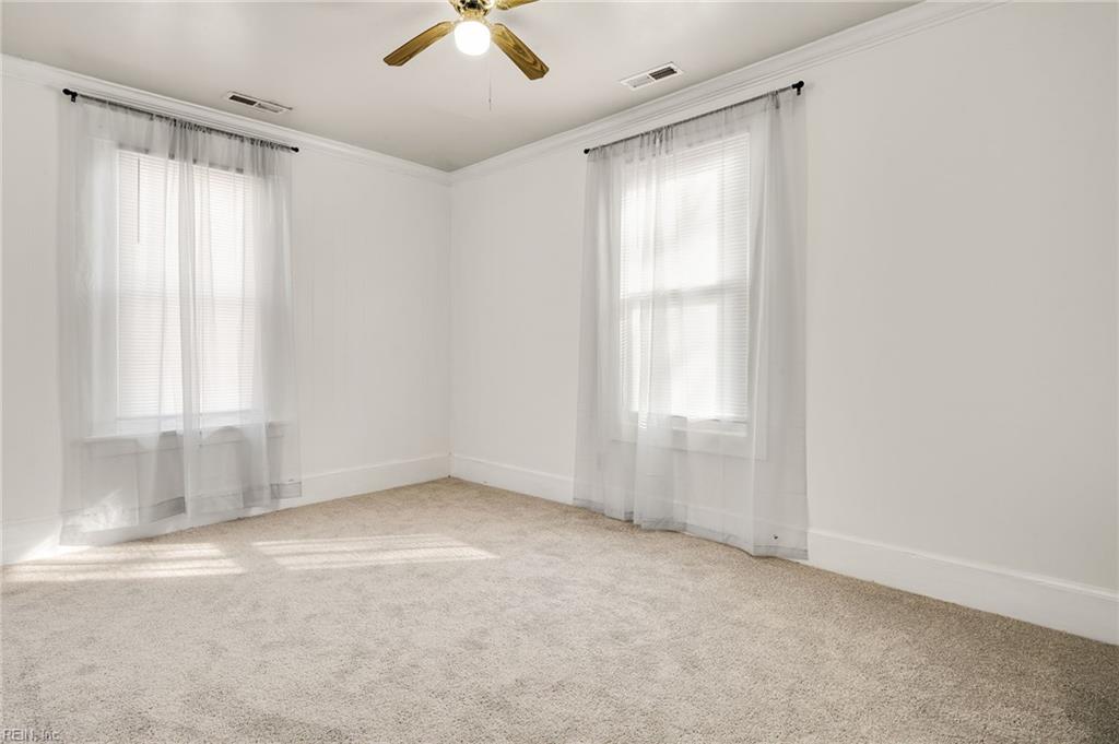 5110 Salem St Property Photo 10